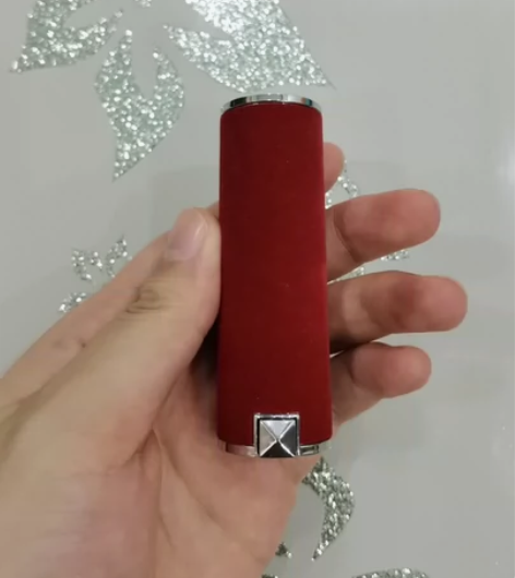 纪梵希红丝绒口红n25 纪梵希红丝绒口红，...