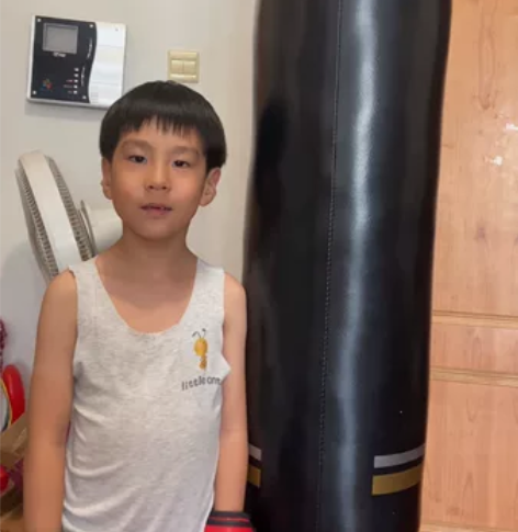 拳击搏击mma柱子 带手套 这柱子下面可以...