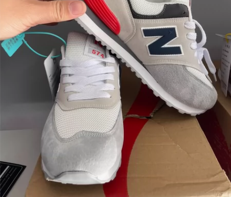 新百伦联盟男鞋，白灰色，标准码41码，防滑...