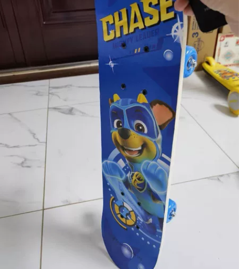 低价出闲置滑板-儿童滑板双翘男女生初学者户...