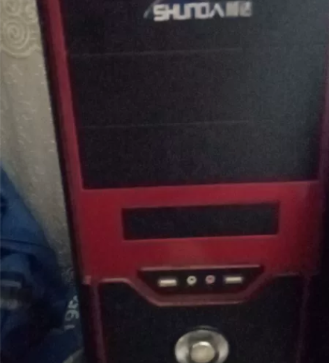 顺达机箱九九新，所有功能完好 感兴趣的话点...