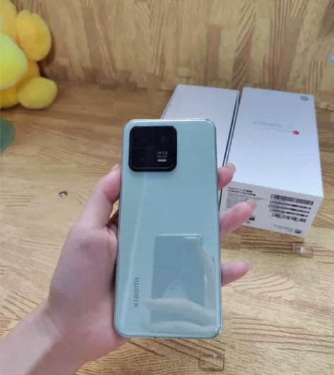 小米13 8+256内存 成色不错 4月份...