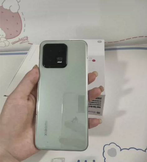 小米13 8+256内存 4月份刚激活，纯...