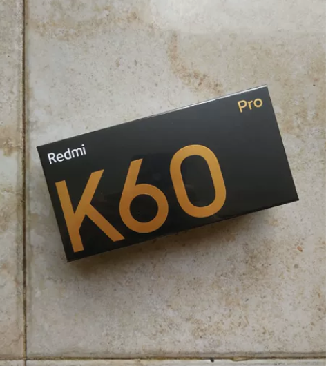 红米k60pro，12+256，幽芒一个，...