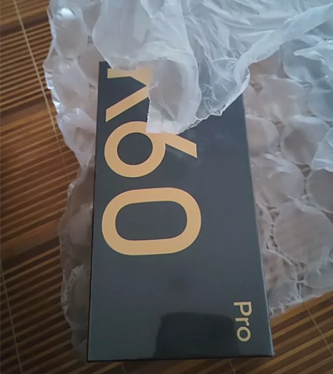 红米k60pro 8+256全新未拆封,还...