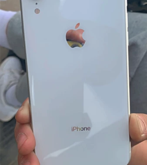 单卡全网通苹果  xr。128G 成色9成...