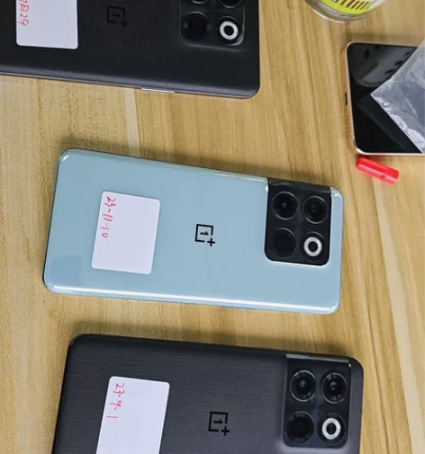 ?一加acepro 16+256。都在保修...