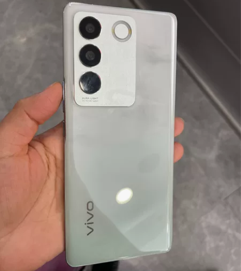 VIVO  S16  12+256 感兴趣...