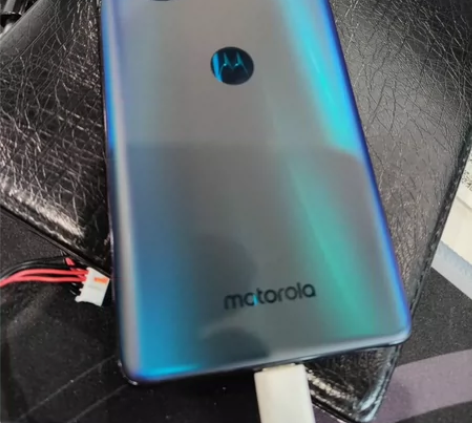 摩托罗拉 Moto Edge X30 12...