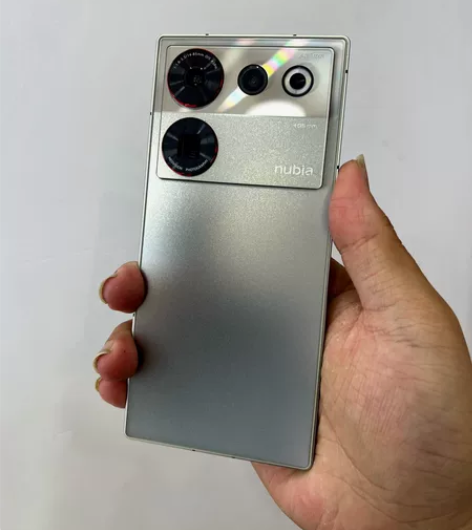 努比亚 Z50Ultra  8+256G ...