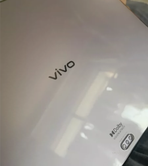 vivo pad8+256 9.8新。保修...