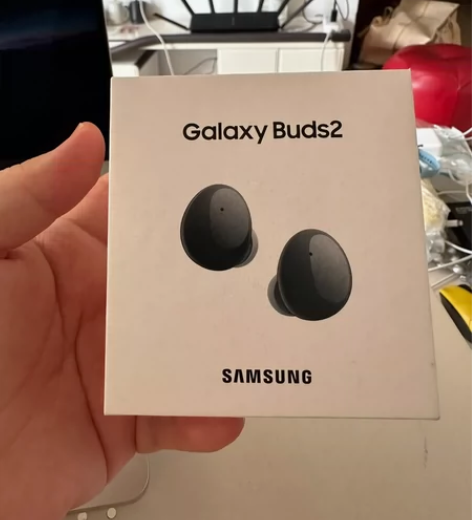全新未拆封三星Galaxy Buds2黑色...