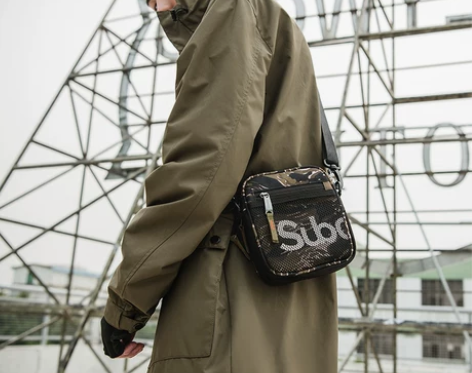?Subcrew斜挎包男女工装潮牌小方包迷...