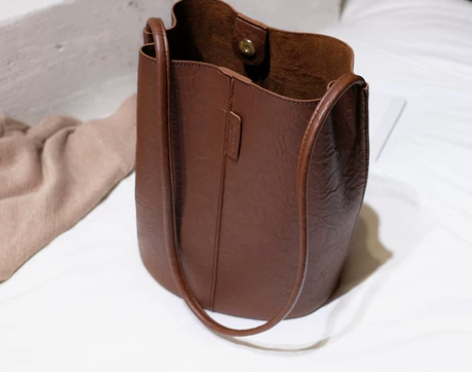 包包女2021秋冬新款大容量女包时尚百搭斜...