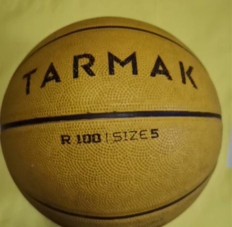 篮球 感兴趣的话点“我想要”和我私聊吧～￥...