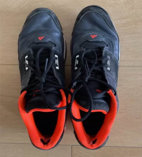 阿迪达斯 男士 篮球鞋 43码  新旧和状...