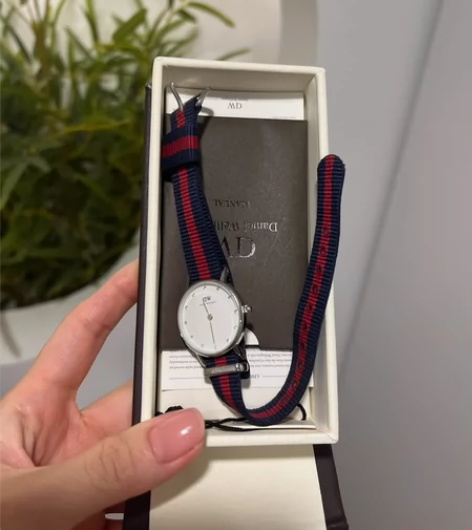 DW丹尼尔惠灵顿手表正品 95新，海淘买的...