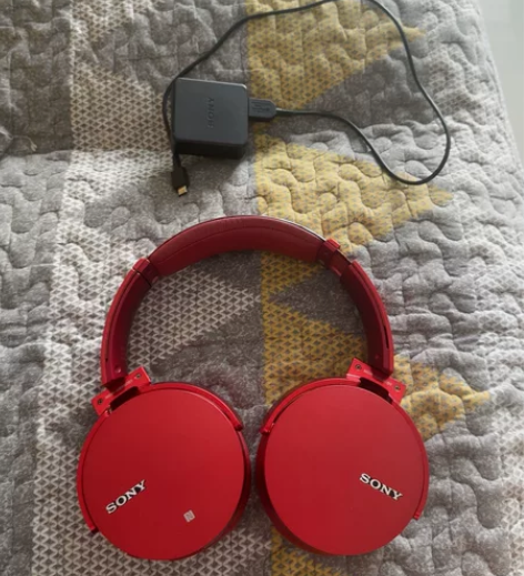 ?索尼耳机mdr—xb950b1 成色如图...