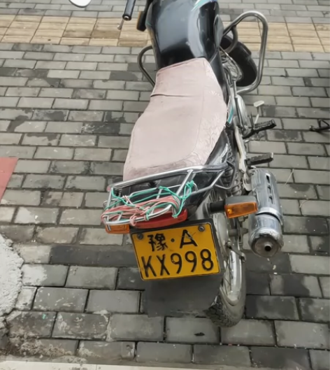 雅马哈天剑125摩托车，怠速声音小，电打火...