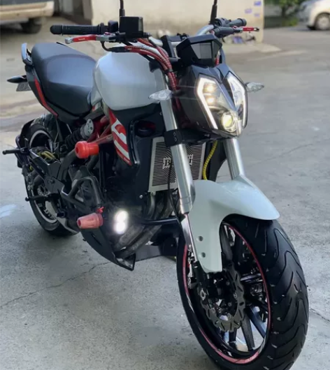 20年贝纳利302s.本车坊现特价甩卖一批...