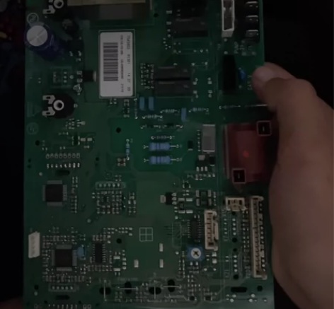 菲斯曼WH1D主板，质保6个月 感兴趣的话...