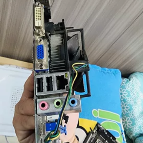 微星b85mp33主板，没有挡板，还有个i...