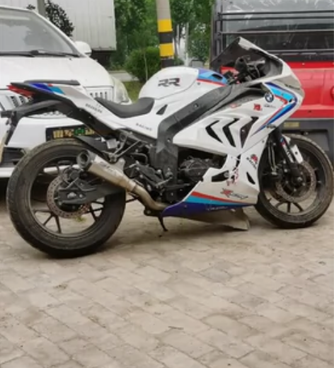 一年多摩托车，买时1万多，现在废品价卖了 ...