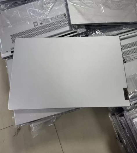 联想 全新 新款 银色 130台，充新成色...