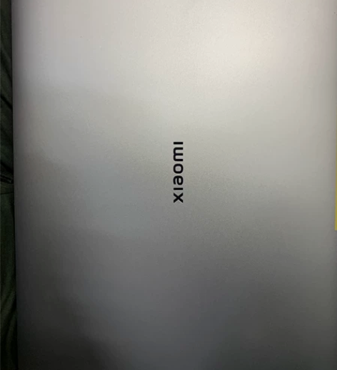 小米pro14 2022外壳  有瑕疵……...
