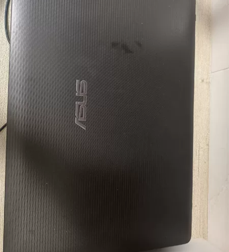 华硕自用笔记本 闲置转卖??无任何拆修明显...