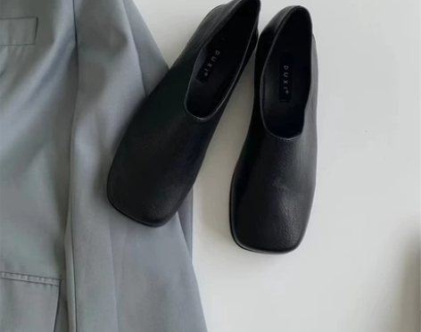 大头娃娃鞋女2021年秋冬百搭日系圆头粗跟...