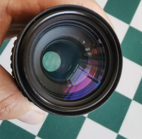 宾得m75-150变焦镜头，非常新，里面有...