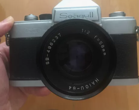 海鸥df1 翻出来的老相机 不会使用 估计...