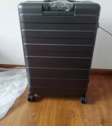 小米90分莱茵河行李箱 26寸的 全新只拿...