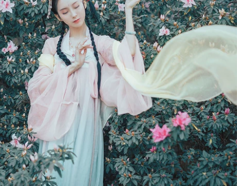 汉服都城南庄原创绣花非古装春夏新女款齐胸襦...