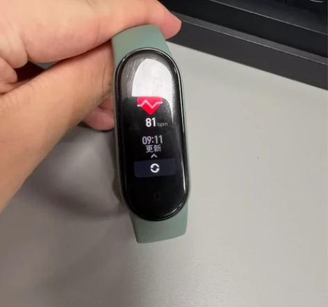 小米手环5 功能一起正常 有使用痕迹 原价...