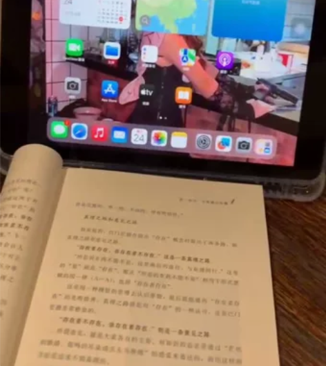 出售 9成新的苹果平板iPad2018 6...