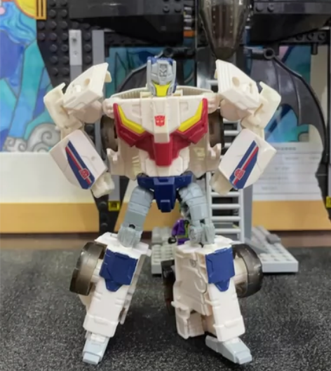 变形金刚头领战士 汽车人