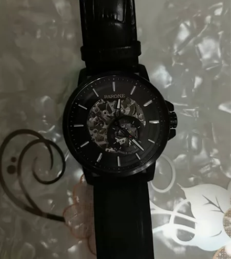 自出闲置手表，所有功能全好，最后是网上原价...