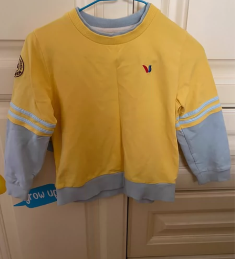 红黄蓝幼儿园校服120码 一套春秋季 一件...