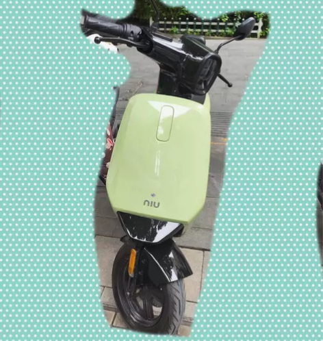 小牛 B2 运动版电自可跑 70km ，小...