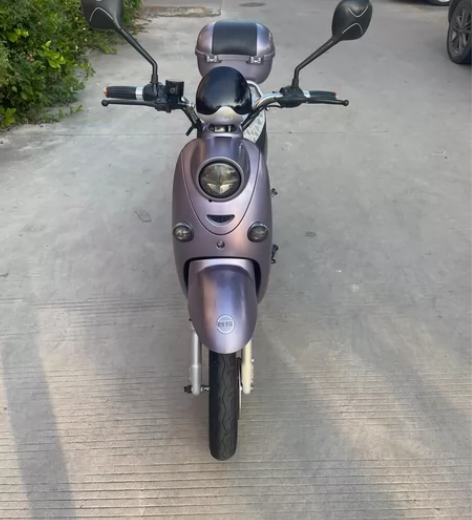 刚到一个台铃电动车，五个大电池，有牌有证，...