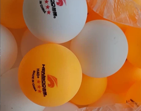 店铺倒闭，清一批乒乓球，100个34.9元...