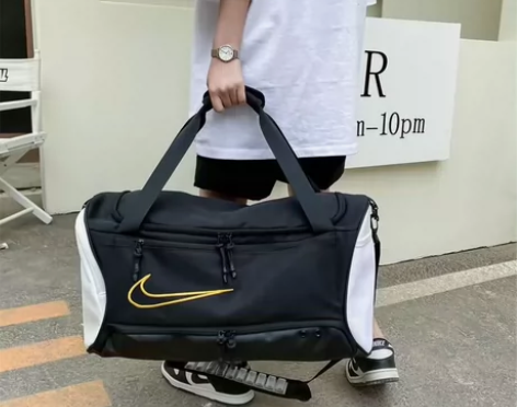 全新耐克健身运动包男女独立鞋仓气垫斜跨篮球...