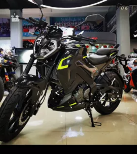 贝纳利小迅龙150，9.9成新，手机支架，...