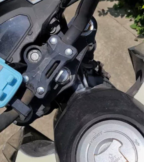 力帆迷你150摩托车。14000公里左右。车况自己看一下图片... 力帆迷你150摩托车。14000公里左右。车况自己看一下图片...