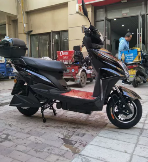 72v，2000w电机，油电两用，150C...