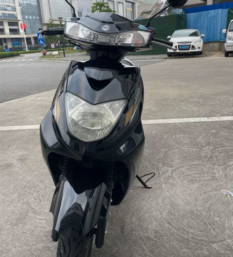 轻骑铃隆牌LL125T一6S证件齐全，无违...