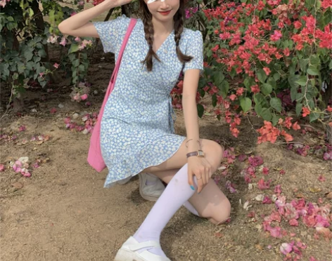法式复古修身显瘦少女碎花短裙女夏2022年...