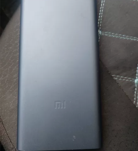 个人闲置，小米移动电源3 10000mAh...